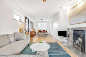 2 bed bright flat in Fulham